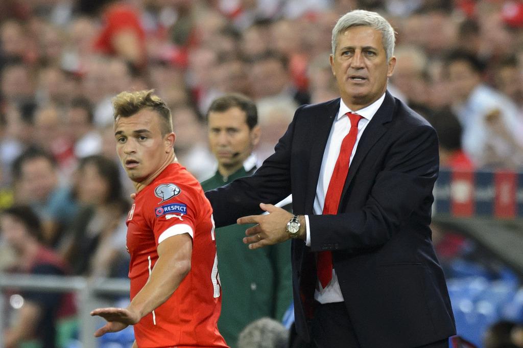 Shaqiri et Petkovic n'ont pas trouvé la clé contre l'Angleterre. [KEYSTONE - LAURENT GILLIERON]