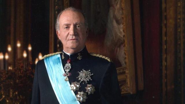 Une photo officielle du roi Juan Carlos en uniforme de l'armée espagnole prise en 2005. [Dani Virgili]