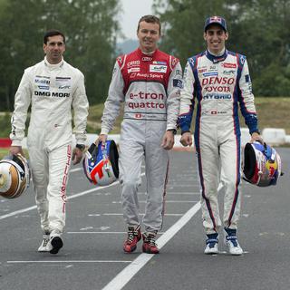 Neel Jani, Marcel Fässler et Sébastien Buemi (de gauche à droite) à Lignières, seul circuit en Suisse. [Sandro Campardo]
