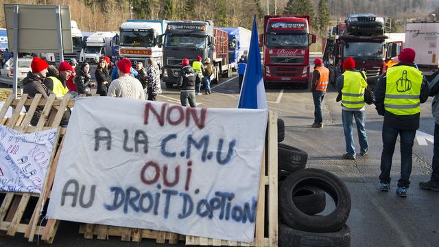 Des manifestations de mécontentement s'étaient déroulées ces derniers mois à certaines douanes. [Jean-Christophe Bott]