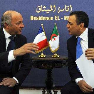 Laurent Fabius en visite officielle en Algérie, avec le ministre de l'industrie et des mines Abdeslam Bouchouareb. [Farouk Batiche]