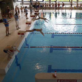 Swiss Swimming vient d'édicter un label pour assurer la qualité de l'enseignement de la natation. [Gaetan Bally]