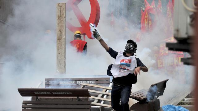 Les contestataires étaient pour l'essentiel des militants du principal parti d'opposition ou de l'extrême-gauche. [Anadolu Agency/AFP - Onur Coban]