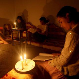 Les habitants de Gaza sont à nouveau confrontés aux coupures d'électricité. [Mohammed Saber]