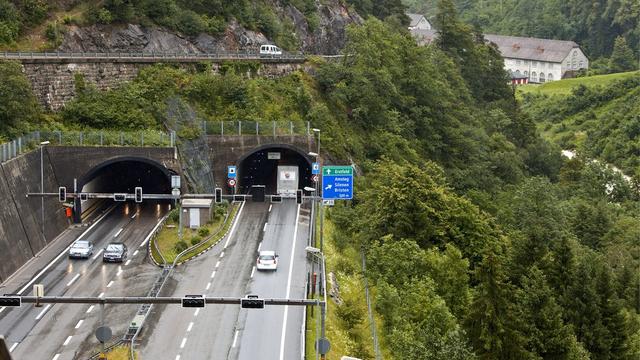 L'entrée du tunnel routier du Gothard à Amsteg (UR). [Gaetan Bally]