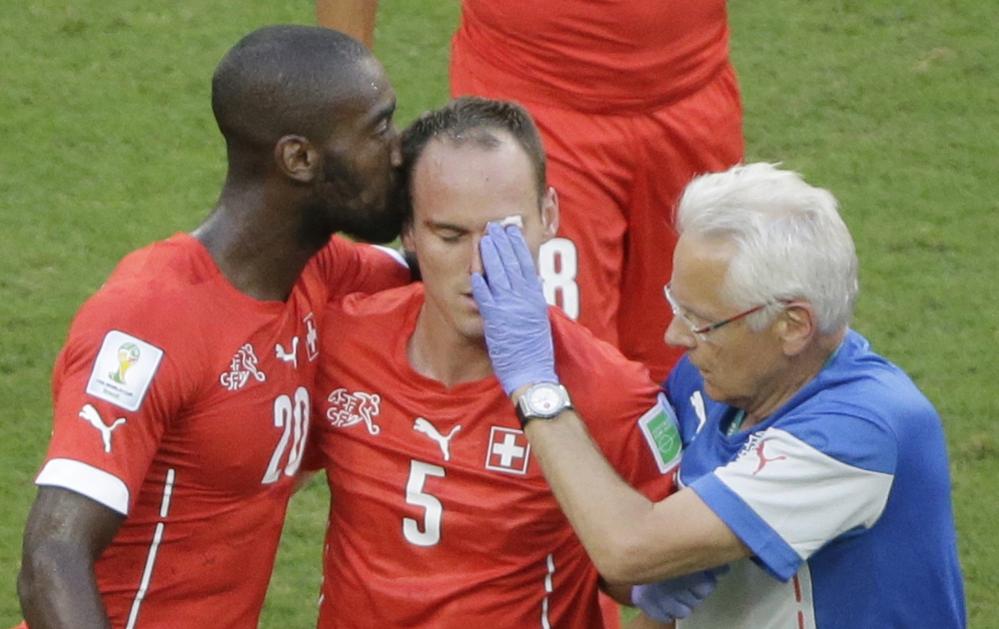 La Coupe du monde 2014 est terminée pour von Bergen. [KEYSTONE - Sergei Grits]