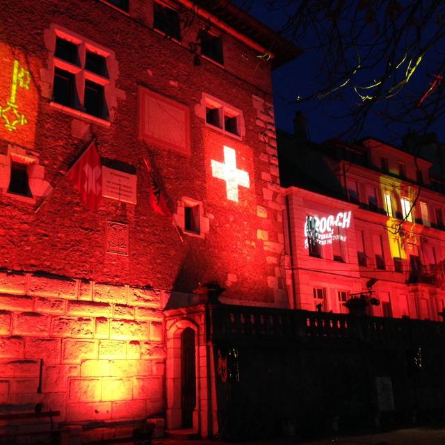 Illumination de La Treille à l'occasion du bicentenaire de l'entrée de Genève dans la Confédération.