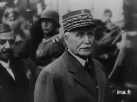 Le Maréchal Pétain à Montoire. [INA]