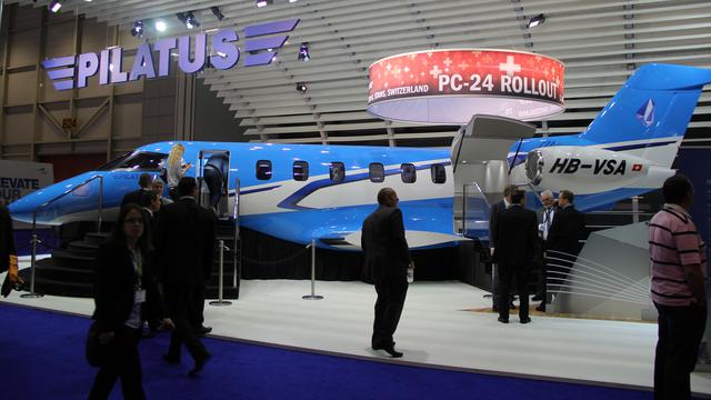 Un modèle de l'avion d'affaires Pilatus PC-24 lors d'une exposition à Palexpo, à Genève, en mai 2014.