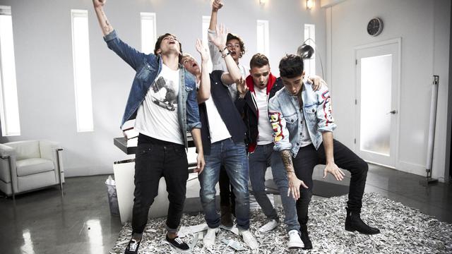 Les One Direction se sont filmés en train de fumer des joints. [Syco Entertainment / The Kobal Collection]