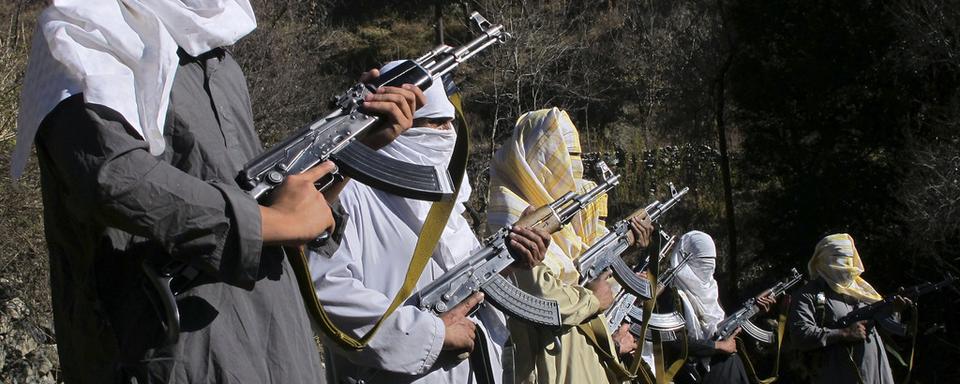 Des talibans pakistanais, photographiés en 2011. [AP Photo/Ishtiaq Mahsud]