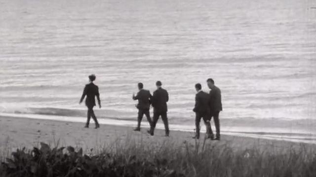 Vétérans du débarquement du 6 juin 44 sur la plage de Ouistreham. [RTS]