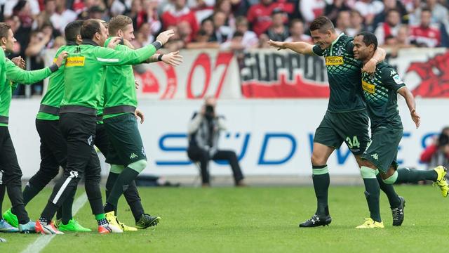 Xhaka et ses coéquipiers retrouvent le sourire. [Daniel Maurer]