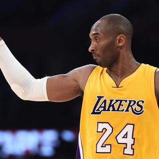 Le joueur-vedette des Los Angeles Lakers Kobe Bryant va mettre un terme à sa carrière à l'issue de la saison 2015-16. [AFP - Robyn Beck]