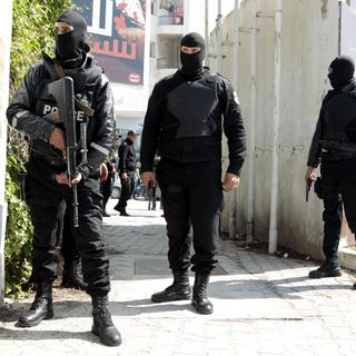 Des membres des forces spéciales étaient déployés mercredi à Tunis. [Reuters - Zoubeir Souissi]