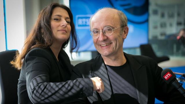 Karine Vasarino aux côtés de Philippe Geluck. [RTS - Marc Bertolazzi]