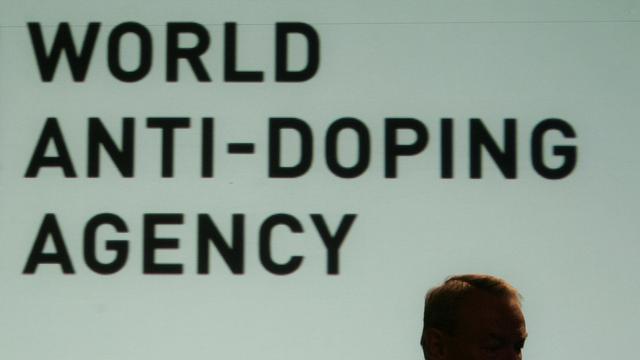 9 novembre, Genève: la commission d'enquête indépendante de l'Agence mondiale antidopage conclut dans un rapport que la fédération russe d'athlétisme doit être suspendue de toutes compétitions. Raison: des cas de dopage, qui n'auraient pas pu exister sans l'assentiment du gouvernement. [AP Photo/Keystone - Bernat Armangue]