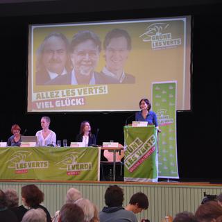 Les Verts réunis à Bümpliz, dans la banlieue bernoise, pour leur assemblée générale. [RTS - Gaël Klein]