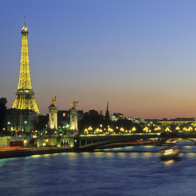 Paris, une ville qui fait rêver. [Only France / AFP - Jean-Didier Risler]