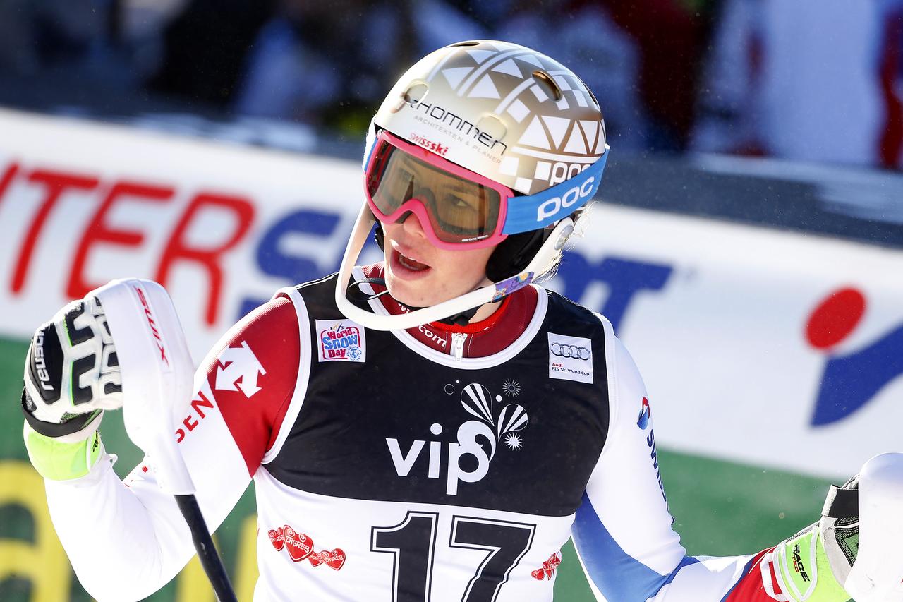 Michelle Gisin (11e) a frôlé l'élimination dans les dernières portes. [EQ Images - Primoz Jeroncic]