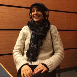 Maria Mettral dans les studios radio RTS à Genève. [RTS]