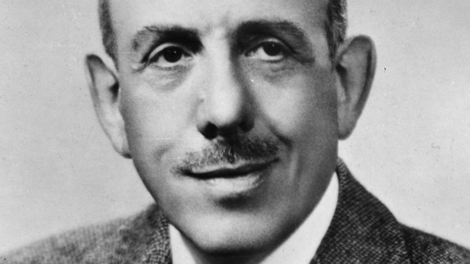 Francis Poulenc (1899-1963), compositeur français. [Harlingue / Roger-Viollet / Roger-Viollet]