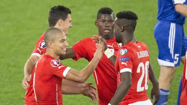 Suite à sa large victoire face à St-Marin, la Suisse est qualifiée pour l'Euro 2016. [Keystone - Dominik Baur]