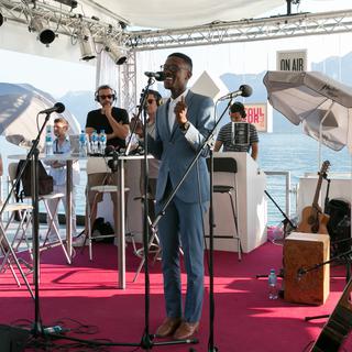 Vuyo Sotashe, plébiscité par le public du Concours de chant 2015 du Montreux Jazz. [RTS - Jérôme Genet]