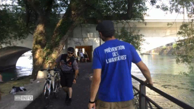 Les patrouilleurs sont actifs sur la promenade des Lavandières, à Genève. [RTS]