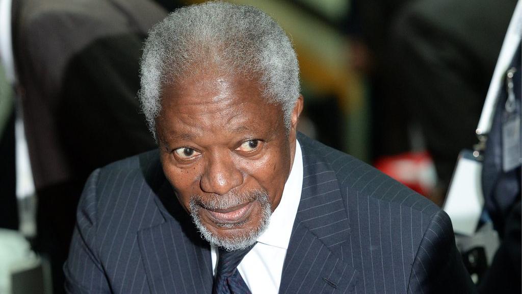 Kofi Annan s'est dit ouvert à la possibilité de diriger une commission de réforme indépendante au sein de la FIFA. [Keystone/EPA - Andy Rain]