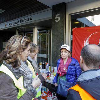Des fonctionnaires en grève à Genève ce mardi 10 novembre. [key - Salvatore Di Nolfi]