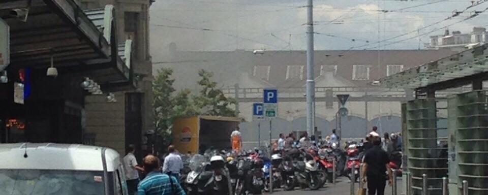 L'incendie s'est déclaré tout près de la gare de Lausanne.