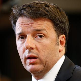Matteo Renzi décrit le budget italien 2016 de "porteur de croissance". La Commission européenne ne sera toutefois pas facile à convaincre. [EPA/Keystone - Laurent Dubrule]
