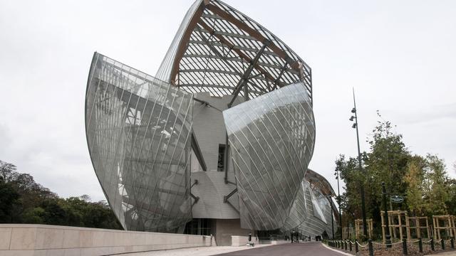 Le bâtiment dessiné par Franck Gehry pour la Fondation Louis Vuitton à Paris. [Citizenside / AFP - Yann Korbi]