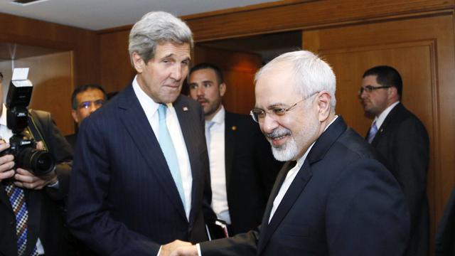 John Kerry et Mohammad Javad Zarif ce mercredi à Genève. [Reuters - Rick Wilking]