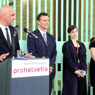 Alain Berset à Venise pour inaugurer le pavillon suisse de la Biennal d'art, le 8 mai 2015. [Niklaus Stauss]