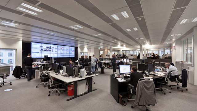 La newsroom du groupe de presse Ringier à Zurich. [Keystone - Gaetan Bally]