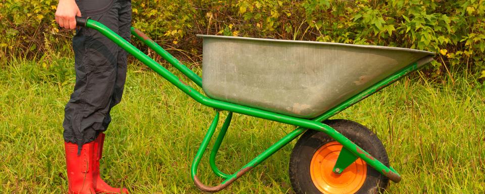 Travail à la ferme. [Fotolia - Zharastudio]