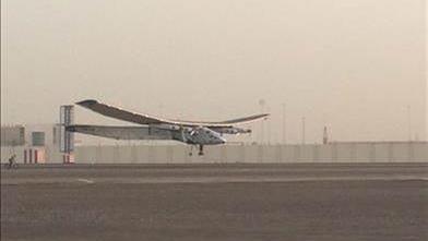 Solar Impulse a quitté le tarmac d'Abu Dhabi lundi matin.