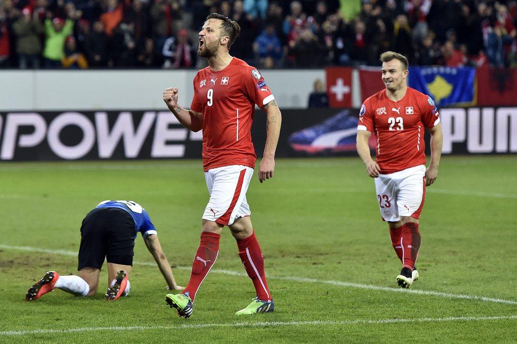 Seferovic a marqué le 3-0 et Shaqiri réussi 3 assists. [KEYSTONE - Peter Schneider]