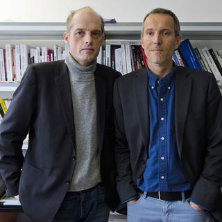 Fabrice Lhomme (gauche) et Gérard Davet. [AFP - Lionel Bonaventure]