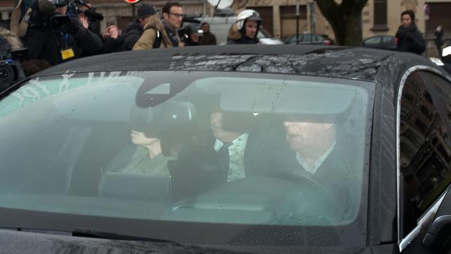Dominique Strauss-Kahn à son arrivée ce mardi matin au tribunal de Lille. [AFP - Philippe Huguen]