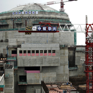 Centrale nucléaire en construction à Taishan dans la province chinoise du Guangdong. [Reuters - Bobby Yip]
