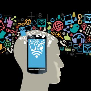 Différentes études s'intéressent à l'impact des smartphones sur le comportement et le cerveau.
Vladgrin
Fotolia
téléphone; comportement; cerveau; impact; smartphone [Fotolia - Vladgrin]