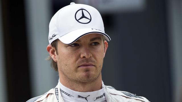 Nico Rosberg signe la 38e pole de sa carrière. Ca ne semble pas le réjouir... [Pavel Golovkin]