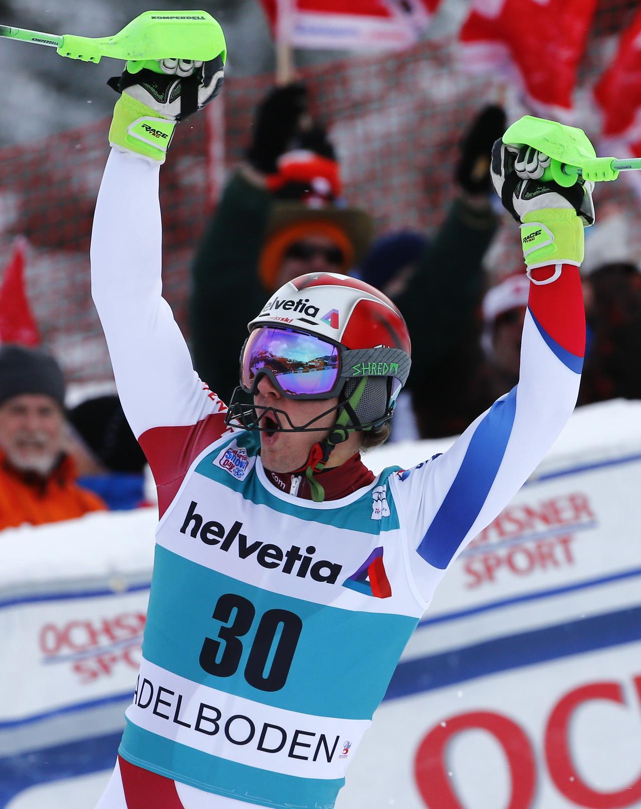 L'espoir valaisan Luca Aerni retrouve peu à peu ses sensations en slalom. [REUTERS - Ruben Sprich]