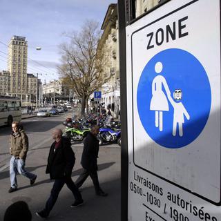 La plupart des villes suisses disposent de rues réservées aux piétons. [Keystone - Laurent Gilliéron]