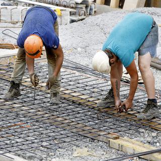 Les accidents du travail ont légèrement diminué en Suisse en 2014, selon la Suva.