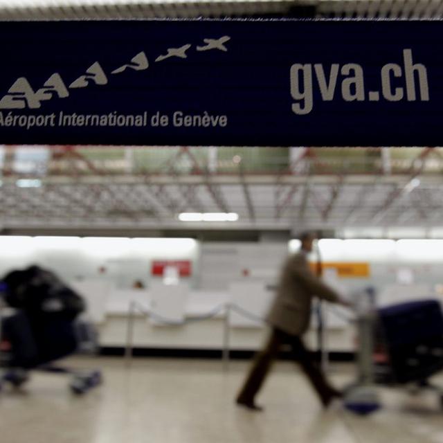 L'homme travaillait comme bagagiste à l'aéroport de Genève. [Keystone - Salvatore Di Nolfi]