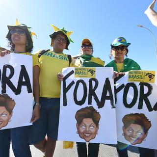 Manifestants contre Dilma Rousseff. [AFP - Evaristo SA]